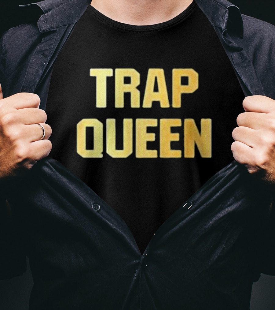 Graeme Barrett Trap Queen Bold Gold Text T-Shirt
