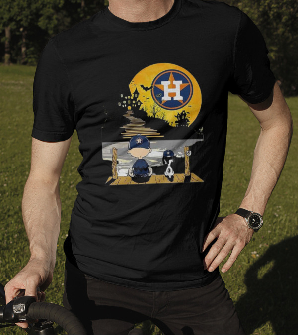 Snoopy Charlie Brown Houston Astros Halloween Moon Scene T-Shirt