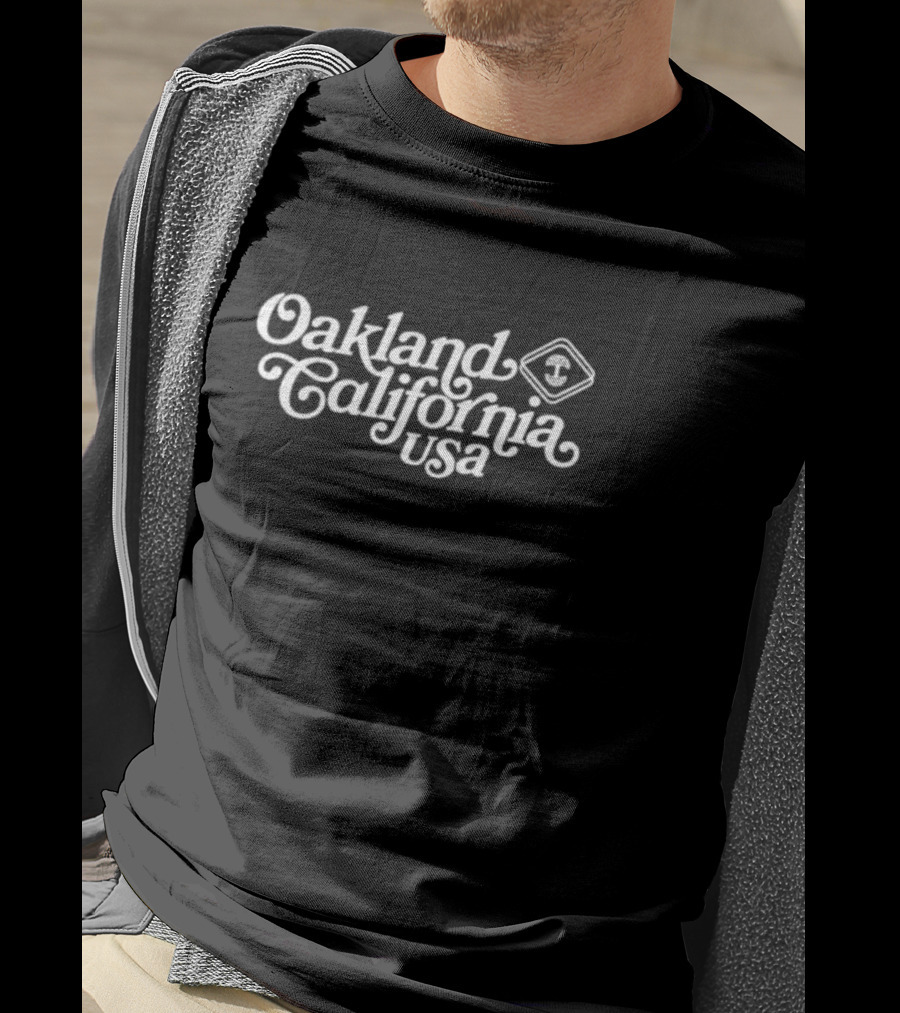 Oakland California USA Retro T-Shirt