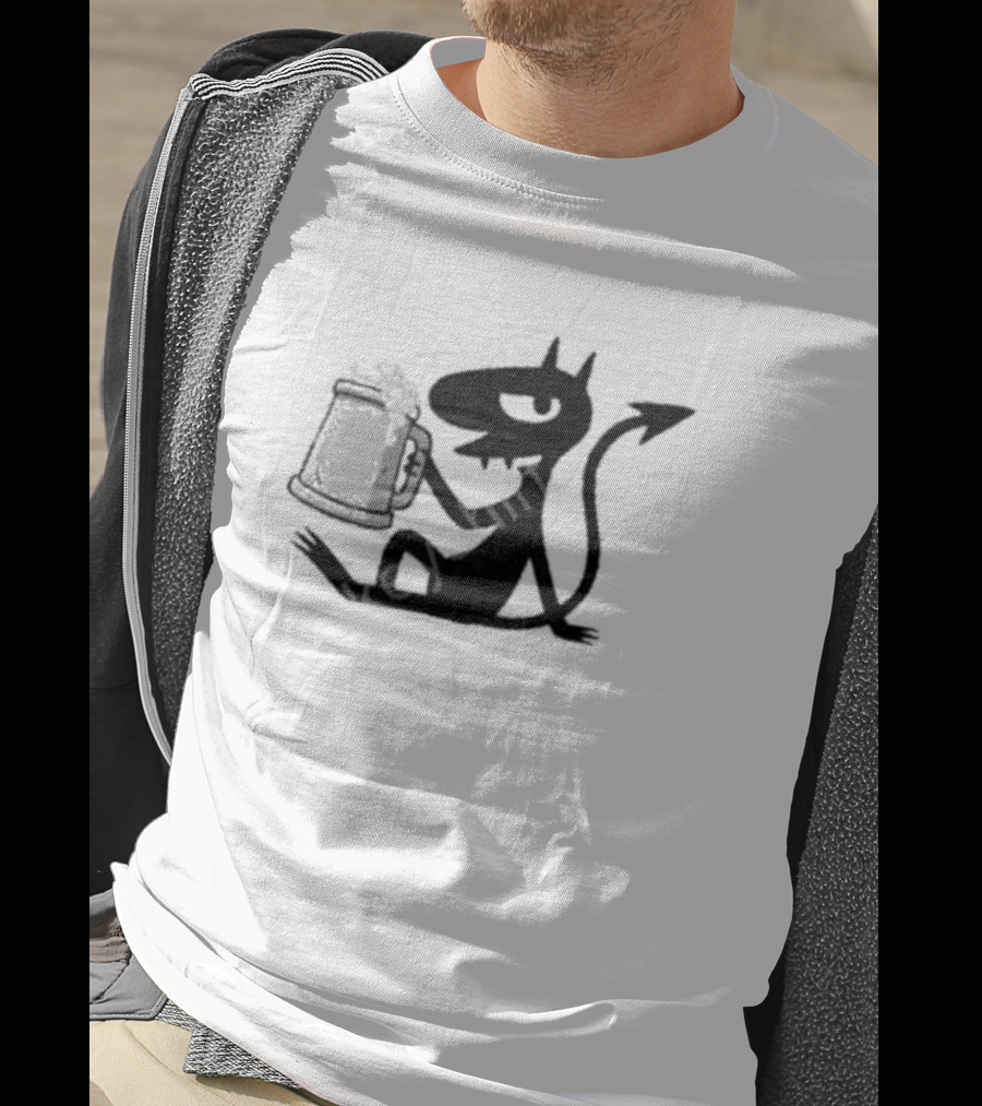 Luci From Disenchantment Holding Beer Stein T-Shirt