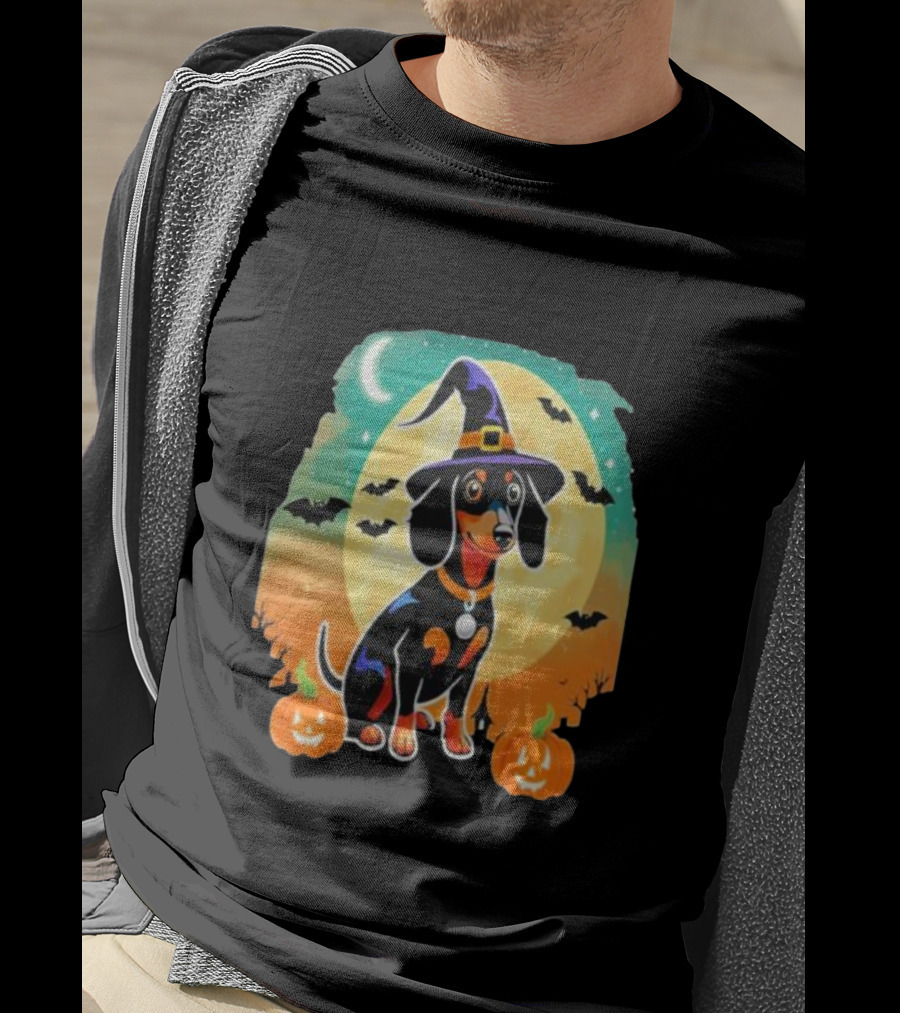 Dachshund Dog Witch Hat Moon Bats Pumpkins T-Shirt
