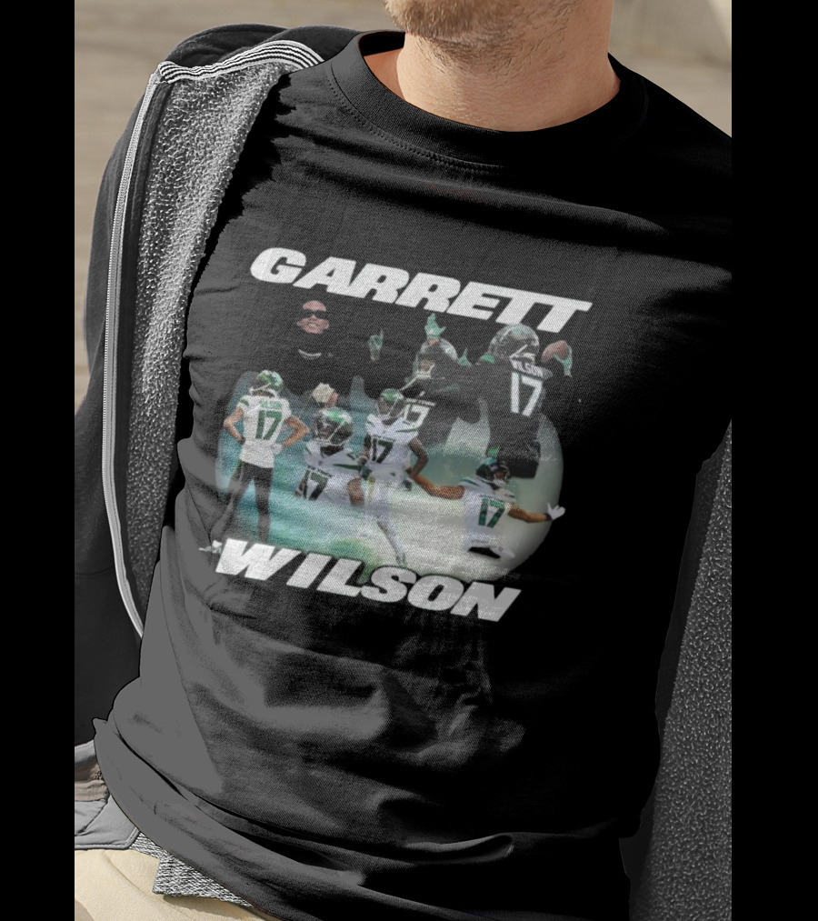 Garrett Wilson New York Jets Dynamic Football Action Montage T-Shirt