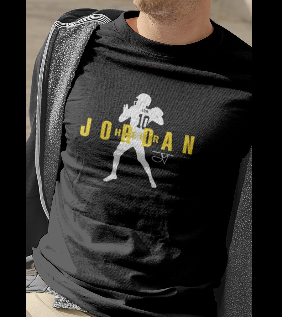 Heir Jordan Love Quarterback Silhouette Signature T-Shirt