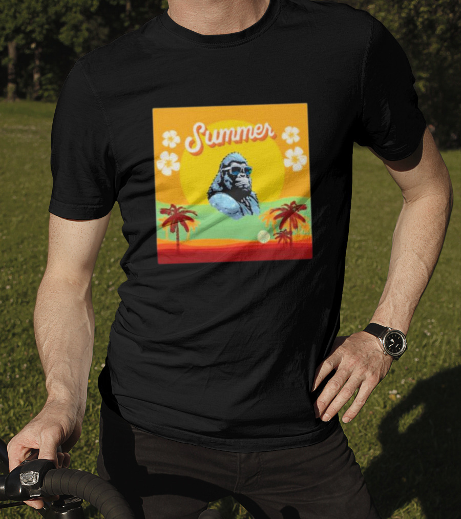 Summer Gorilla Beach Palm Trees Sun Vintage Retro T-Shirt