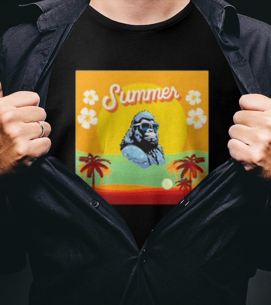 Summer Gorilla Beach Palm Trees Sun Vintage Retro T-Shirt