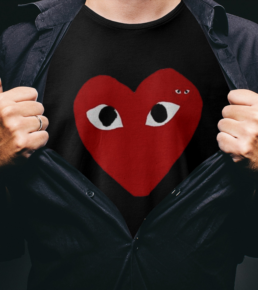Cdg Comme Des Garcons Play Red Heart Emblem With Eyes T-Shirt