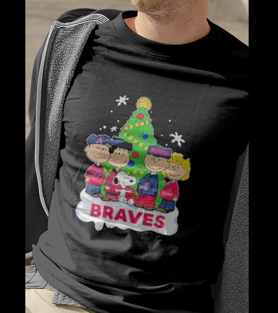 Braves Peanuts Snoopy Christmas Tree Charlie Brown Lucy Linus Woodstock T-Shirt