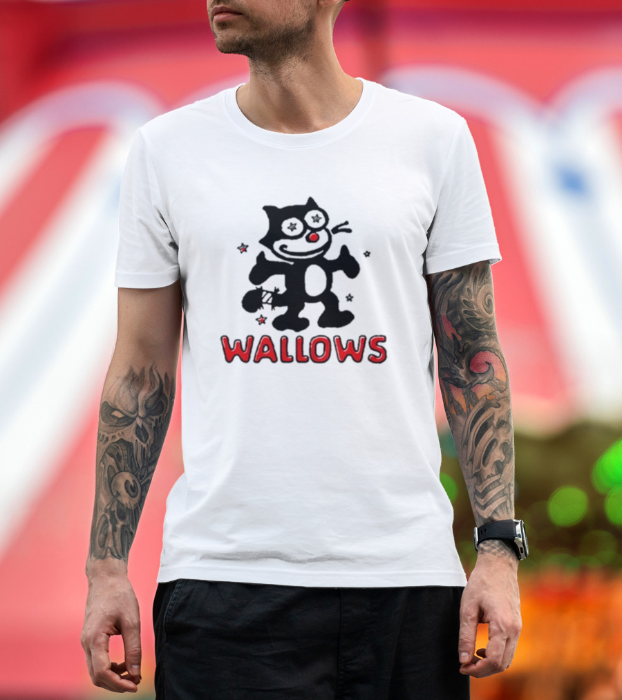 Wallows Toon Cat Star Eyes Black and Red T-Shirt