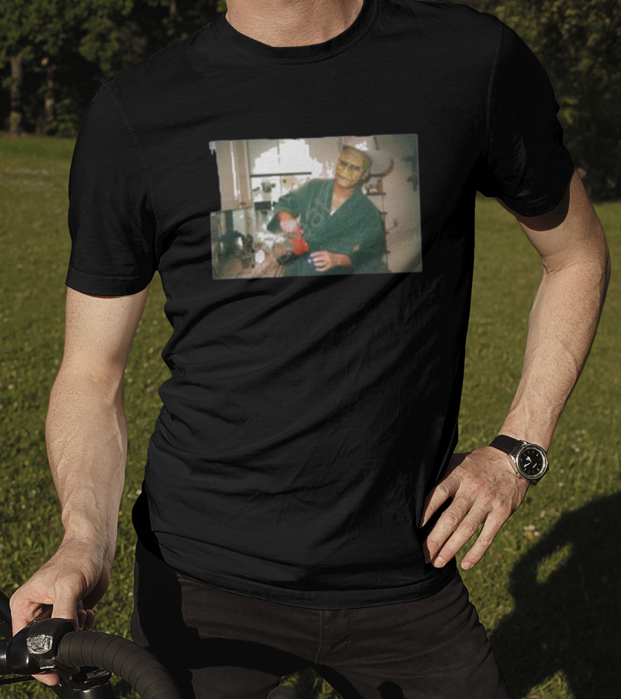 Mac Demarco Lizard Man Pouring Coffee In Kitchen T-Shirt