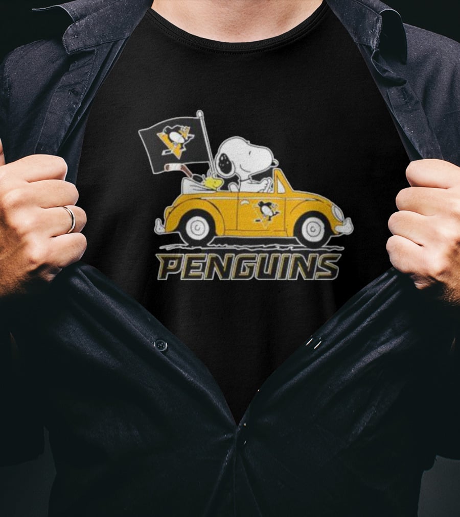 Peanuts Snoopy Woodstock Pittsburgh Penguins Driving Car Flag T-Shirt