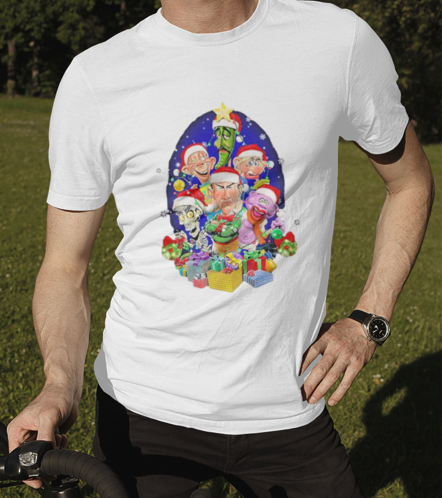 Jeff Dunham Christmas Characters With Santa Hats And Gifts Snow Merry Christmas T-Shirt