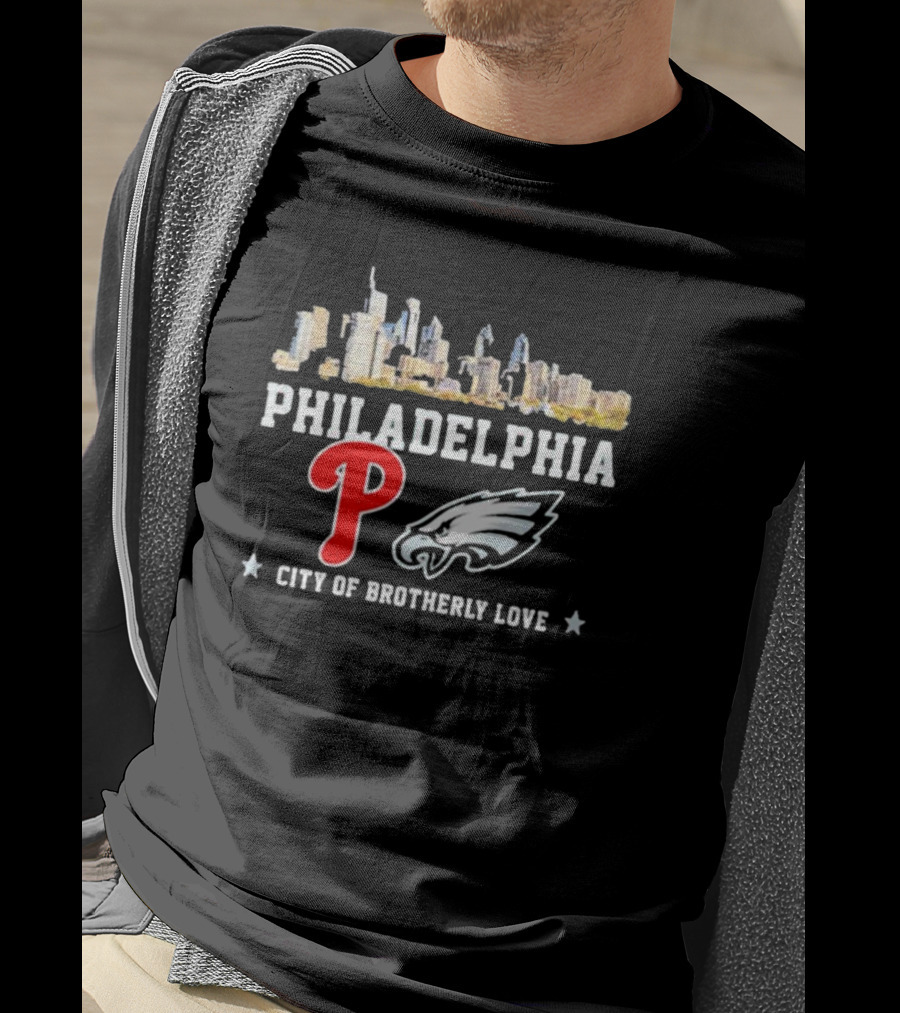 Philadelphia City Of Brotherly Love Skyline Philadelphia Eagles Phillies T-Shirt