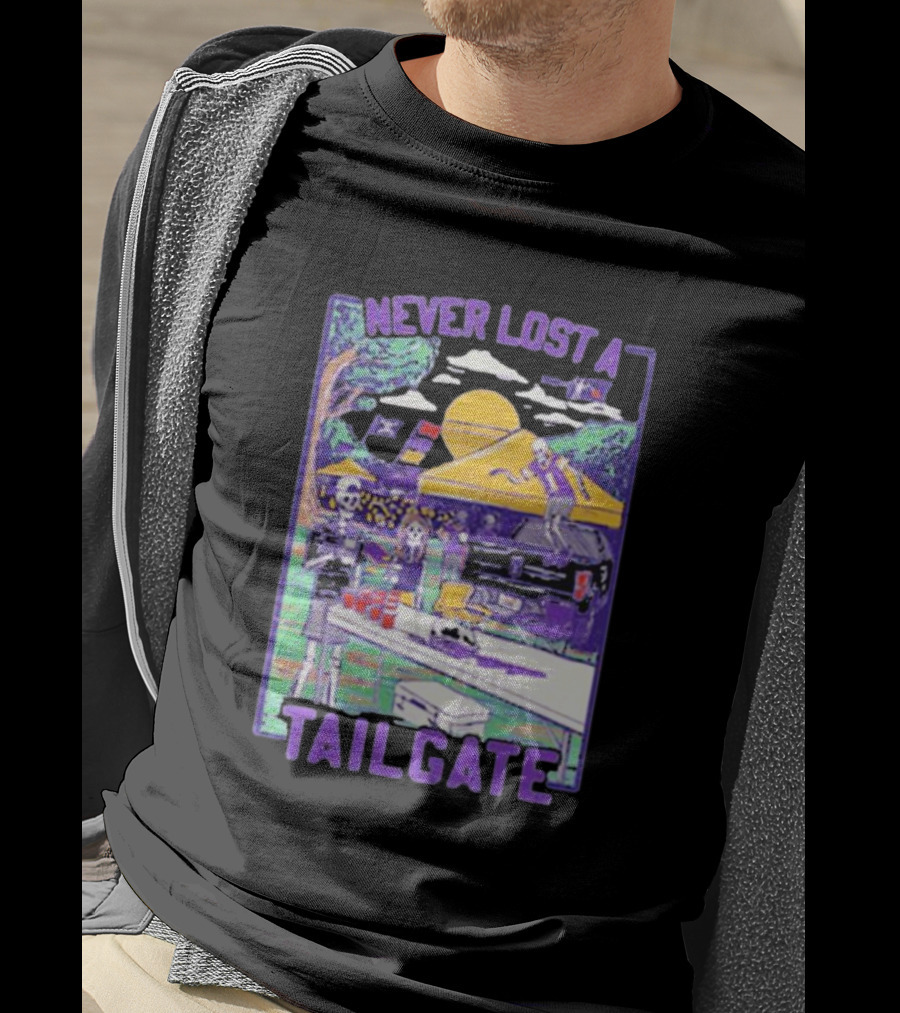Never Lost A Tailgate Vintage Skeletons Under Yellow Tent With Sunset And Flags T-Shirt
