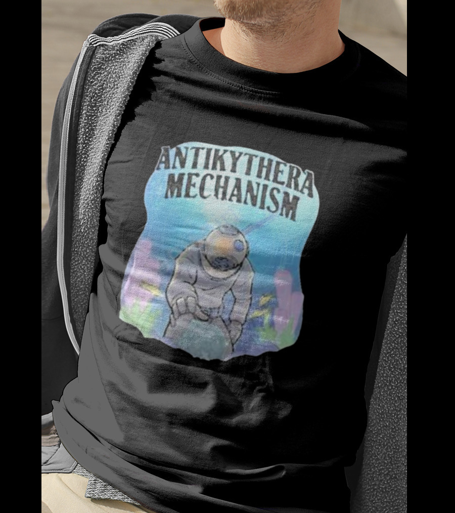 Antikythera Mechanism Diver Exploring Underwater Mystery T-Shirt