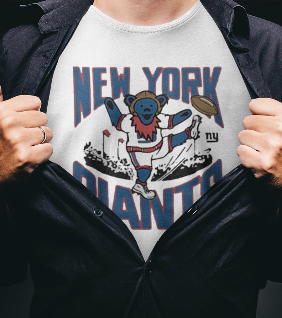 New York Giants Grateful Dead NFL Collaboration Bear T-Shirt