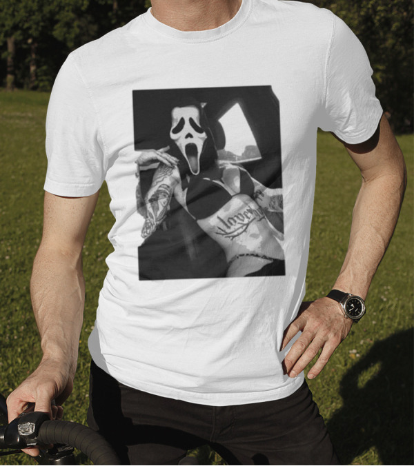 Scream If U Need Me Ghost Face Love Tattoo T-Shirt