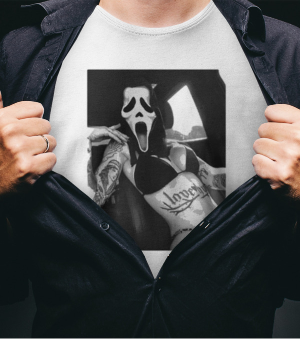 Scream If U Need Me Ghost Face Love Tattoo T-Shirt