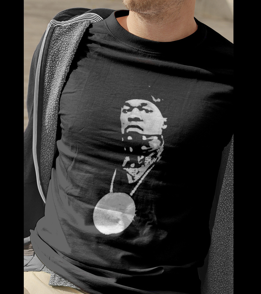 Drake Ibashar Bandana Portrait With Large Medal Necklace T-Shirt