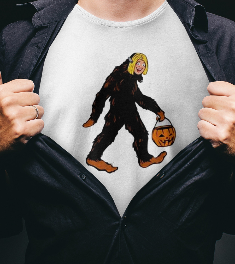 Mystical Halloween Sasquatch Holding Pumpkin Bucket Spooky Costume T-Shirt