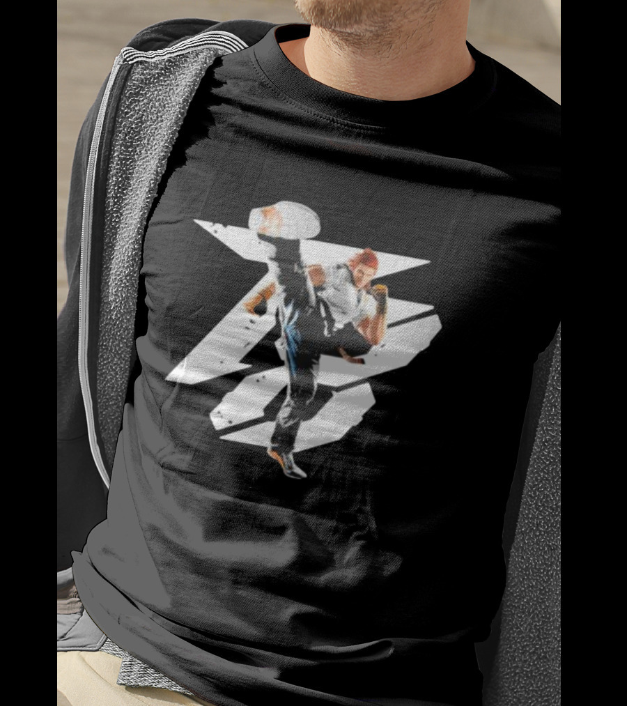 Bandai Namco Europe Tekken 8 Hwoarang Kick Action T-Shirt