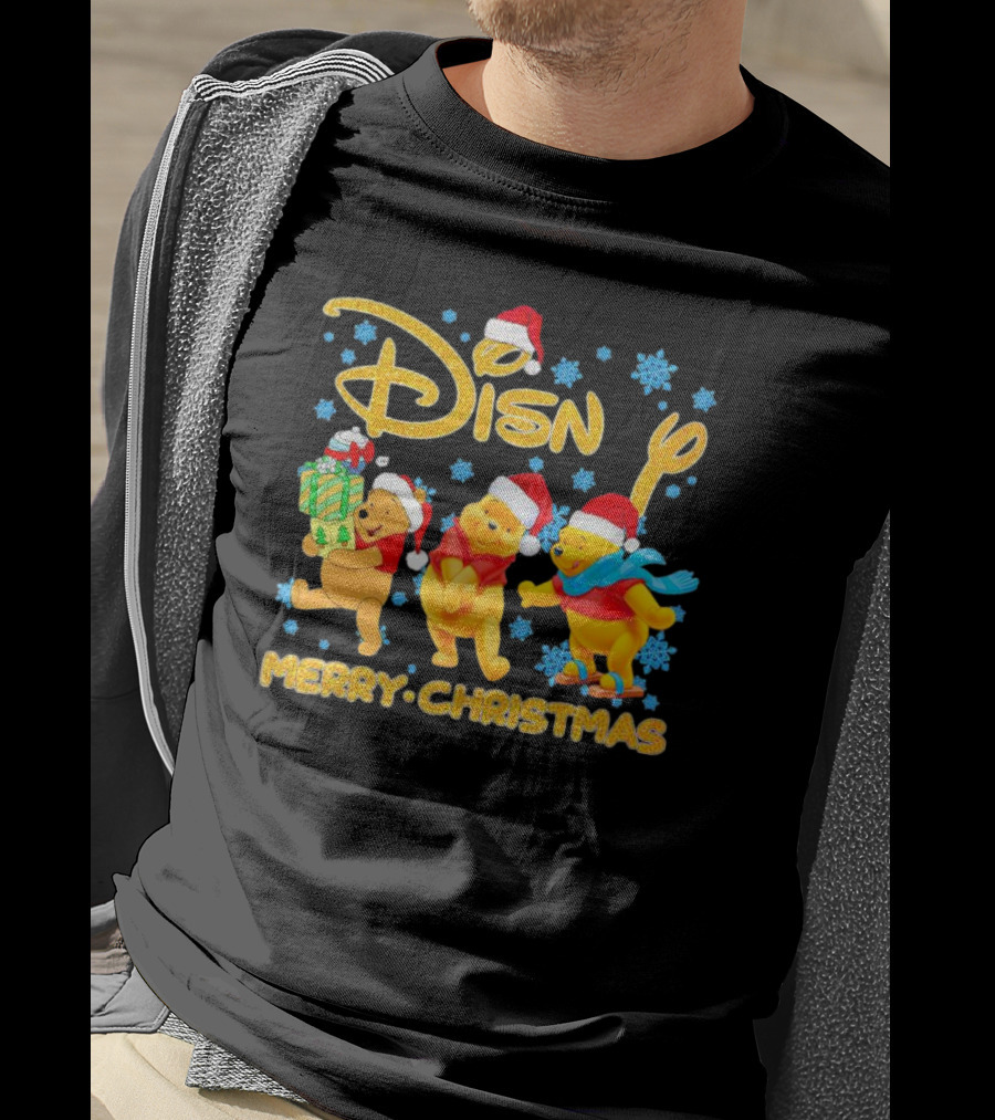 Disney Winnie-the-Pooh Santa Merry Christmas T-Shirt