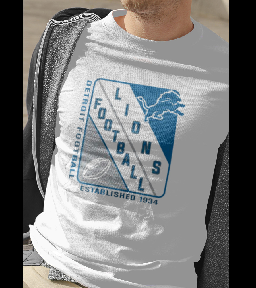 Detroit Lions Football Shield Established 1934 Iconic T-Shirt