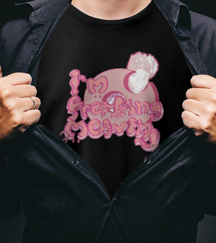 I’m Freaking Mewing Pink Cartoon Style With Portrait And Whiskers T-Shirt