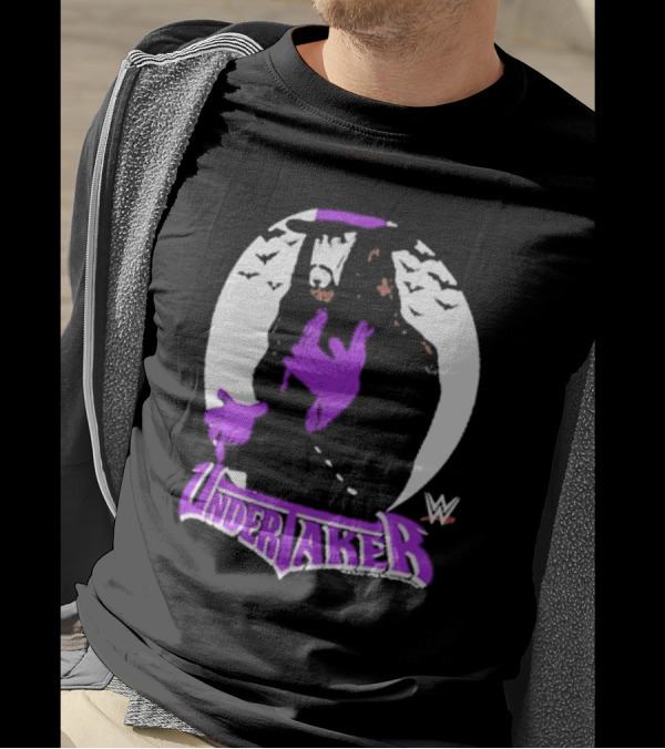 WWE Undertaker Purple Hat Bats Circle T-Shirt