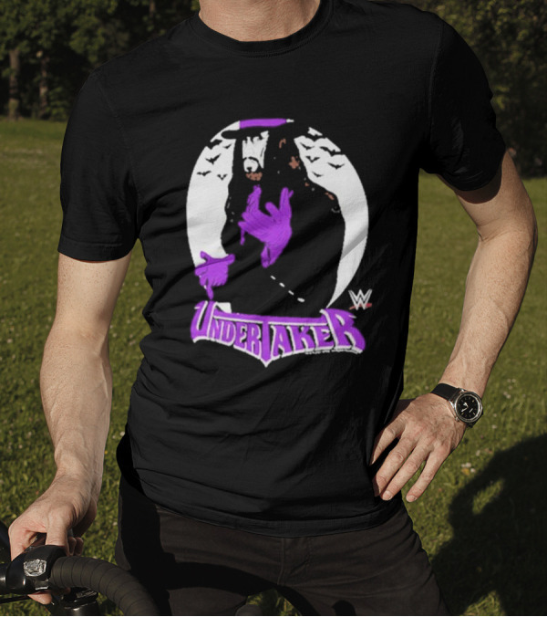 WWE Undertaker Purple Hat Bats Circle T-Shirt