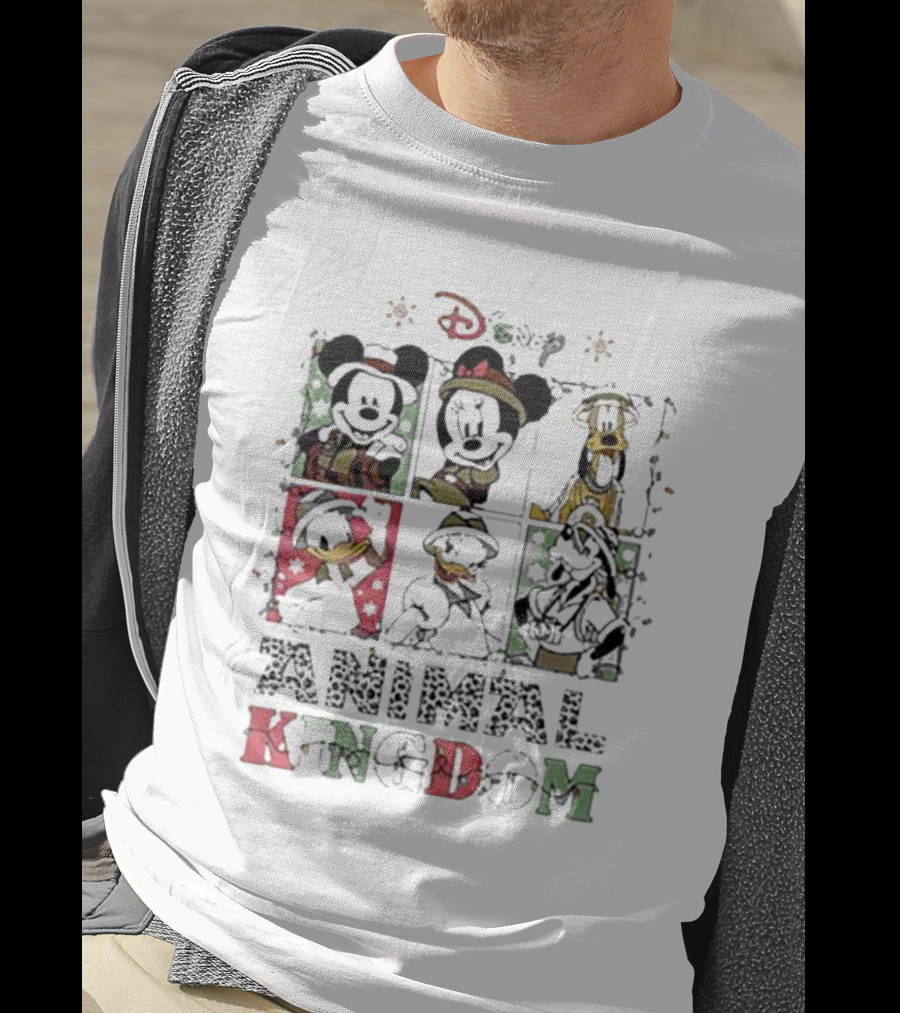 Disney Christmas Mickey Minnie Goofy Donald Animal Kingdom T-Shirt