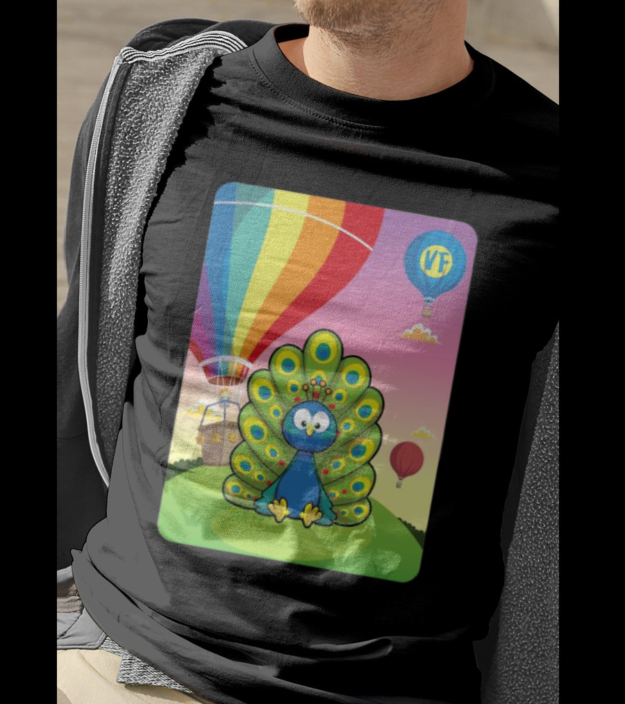 Vee Friends Practical Peacock Colorful Hot Air Balloon Vee Friends T-Shirt