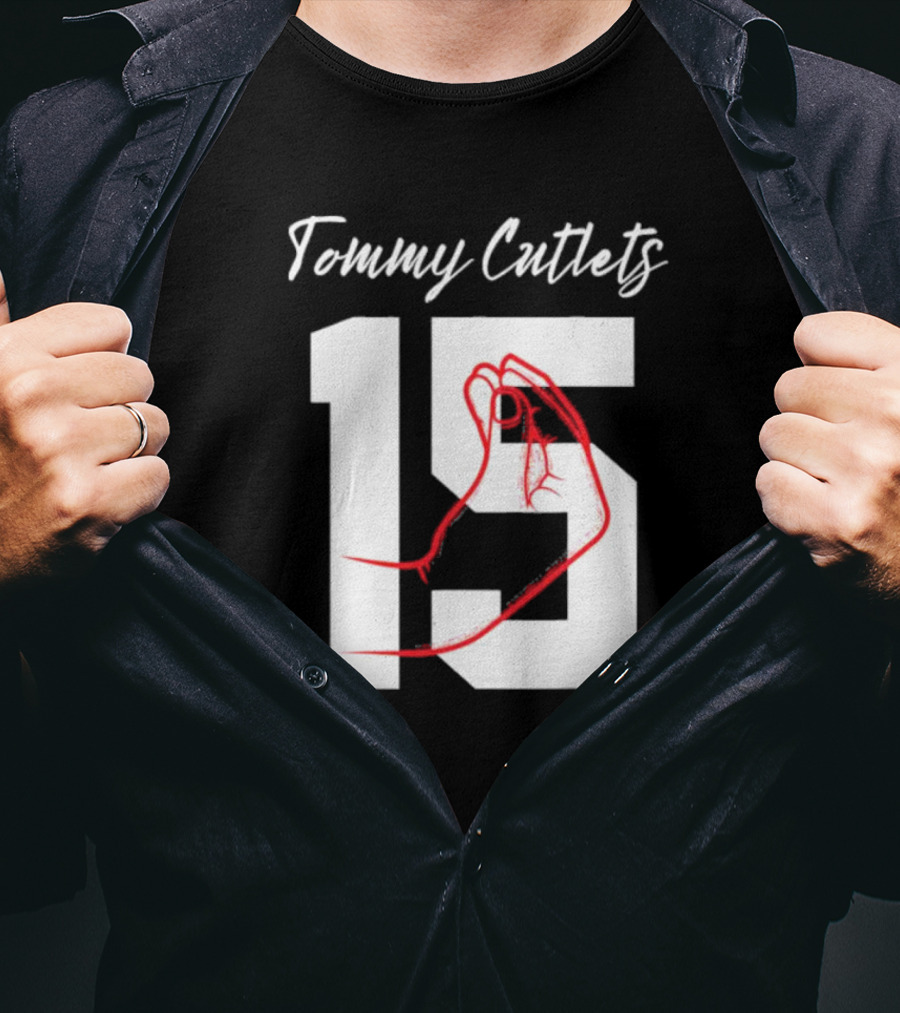 Tommy Cutlets 15 Italian Hand Gesture Football Quarterback Ny T-Shirt