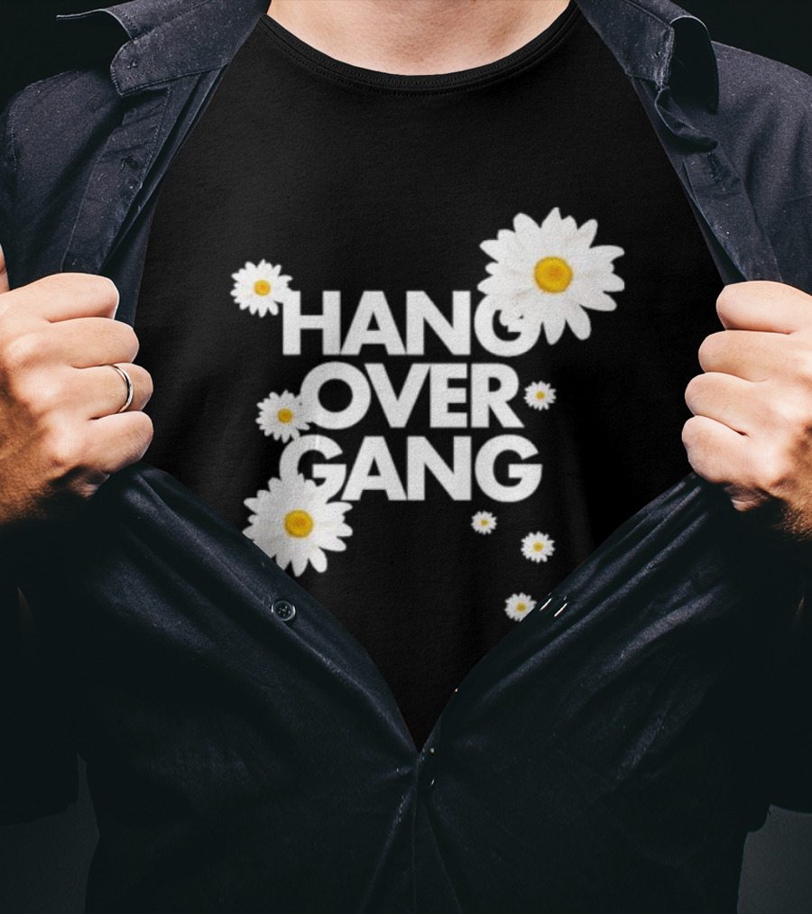 Hang Over Gang Daisy Flowers Vibrant White Blooms T-Shirt