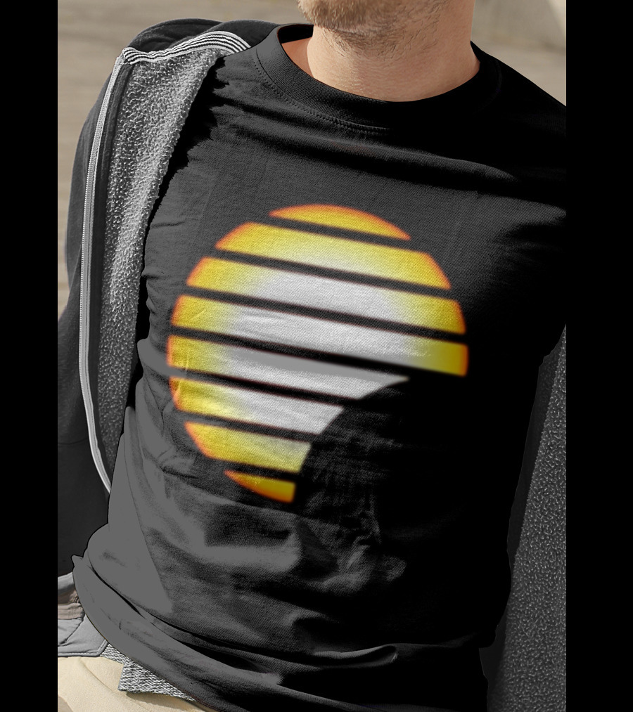 Quality Magna Cartel Sun Logo Magna Carta Magna Carta Cartel Sunset Stripes Circular T-Shirt