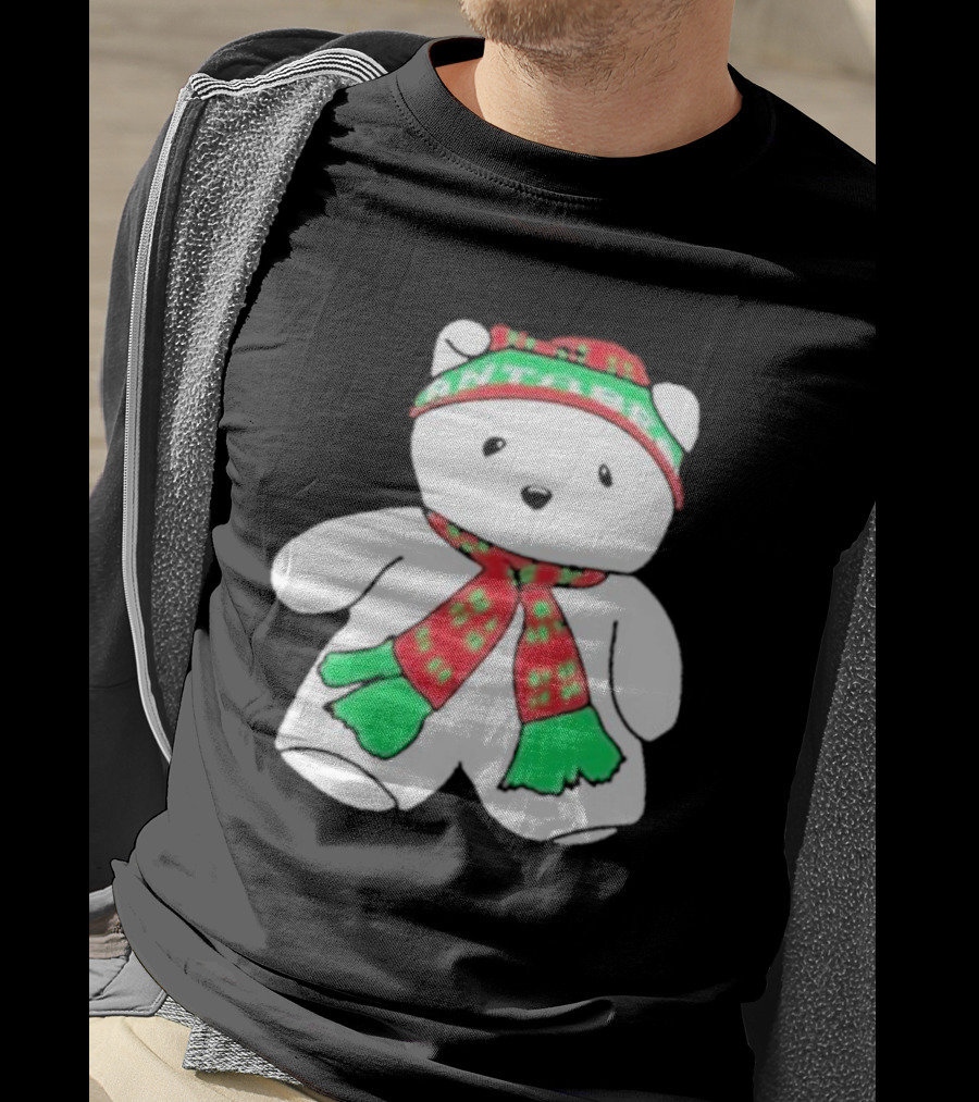 Santa Bear Minnesota Christmas Scarf And Hat Bundle T-Shirt
