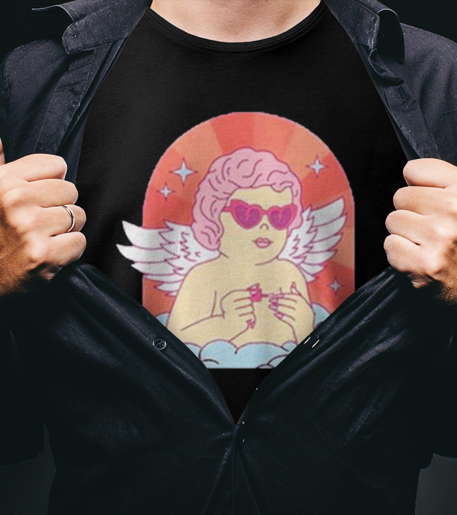 Maniology Cupid's Nail Spa Cherub With Heart Sunglasses And Wings T-Shirt