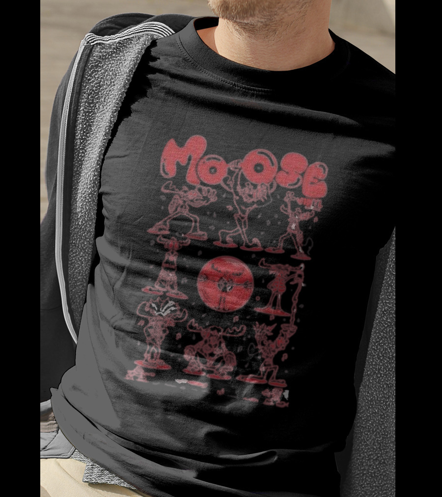 Moose Many Montys Red Characters And Circle T-Shirt