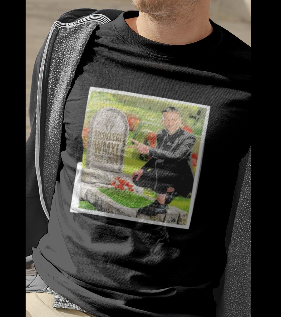 CM Punk Pointing At McIntyre WMXL Tombstone T-Shirt