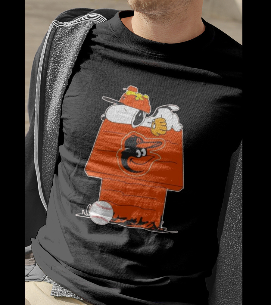 Snoopy And Woodstock Sleeping On Baltimore Orioles Themed Doghouse With Baseball T-Shirt