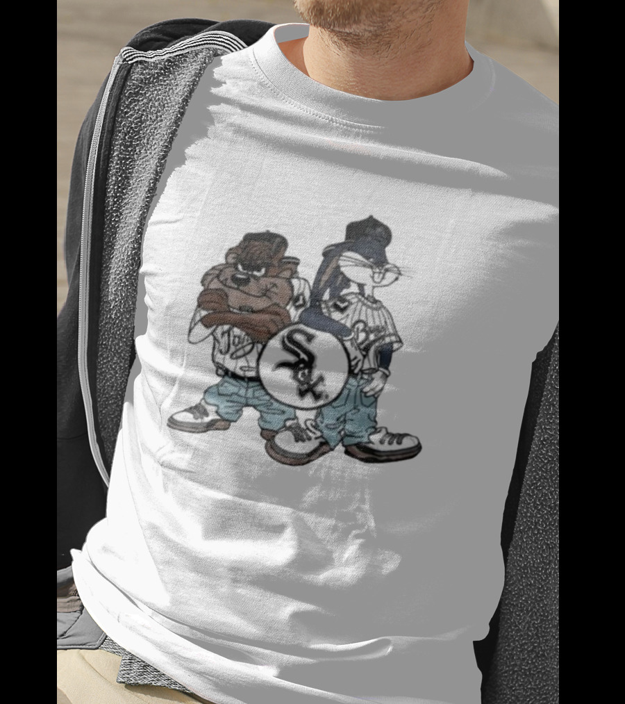 Chicago White Sox Looney Tunes Taz And Bugs Bunny Baseball Characters T-Shirt