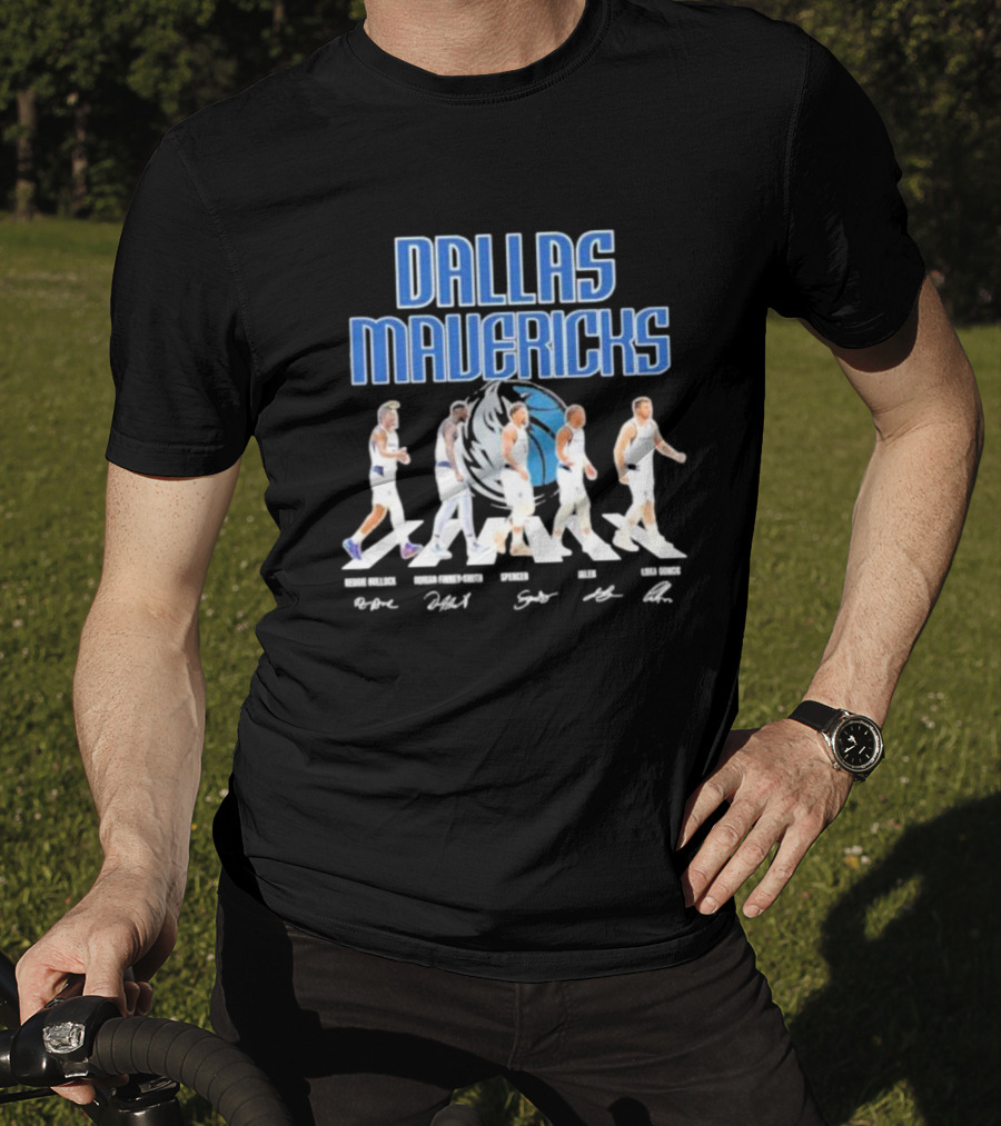 Dallas Mavericks Reggie Bullock Dorian Finney Smith Spencer Dinwiddie Jalen Brunson Luka Doncic Abbey Road Signatures T-Shirt