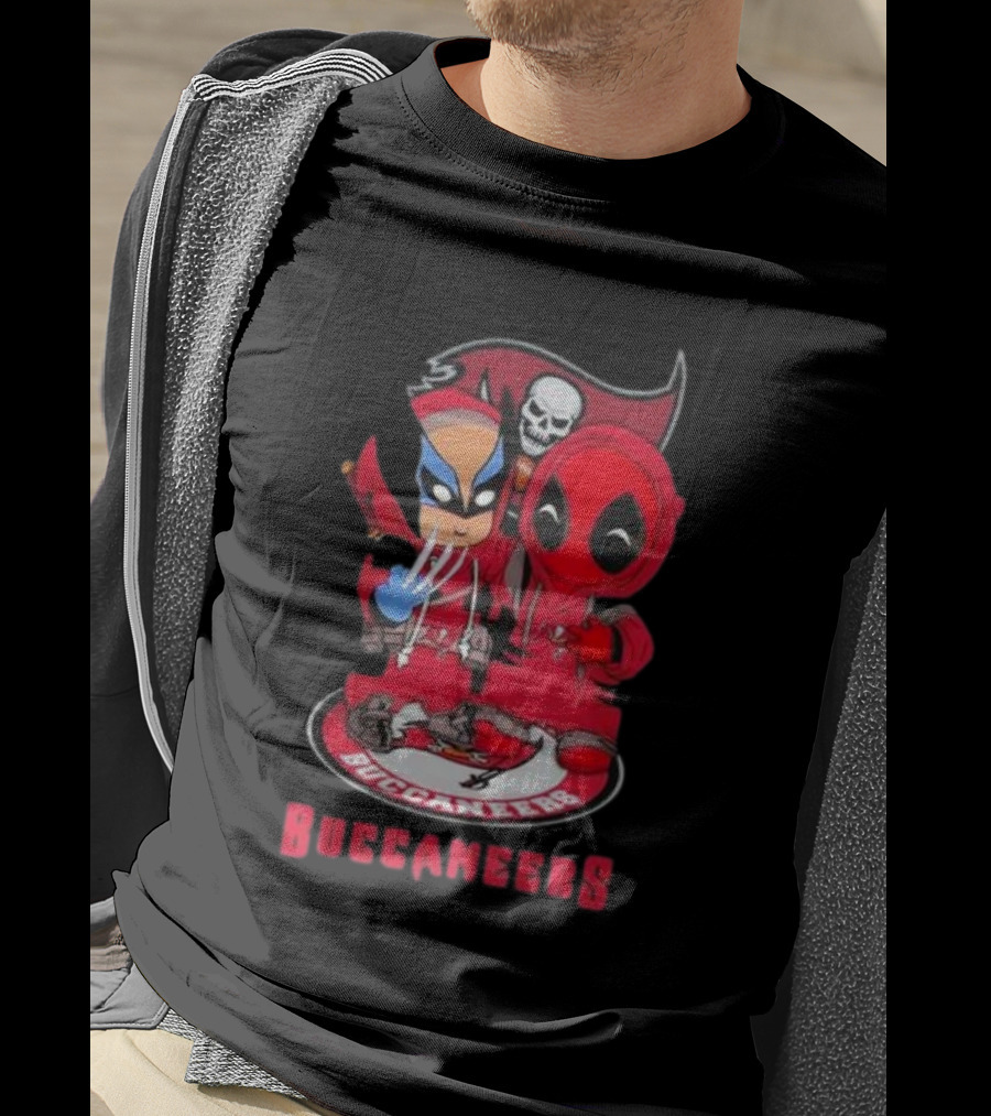 Tampa Bay Buccaneers Marvel Wolverine Deadpool Buccaneers T-Shirt