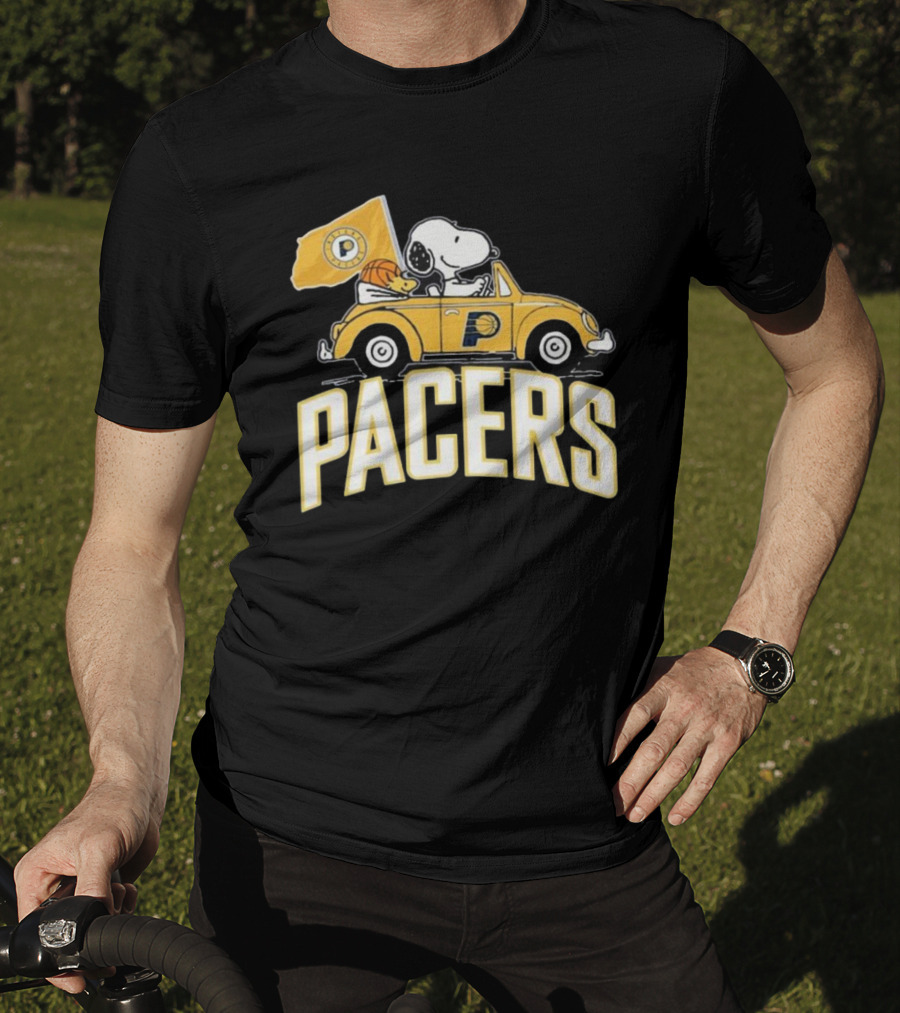 Indiana Pacers Snoopy Fan Forever Basketball Team Car Flag T-Shirt