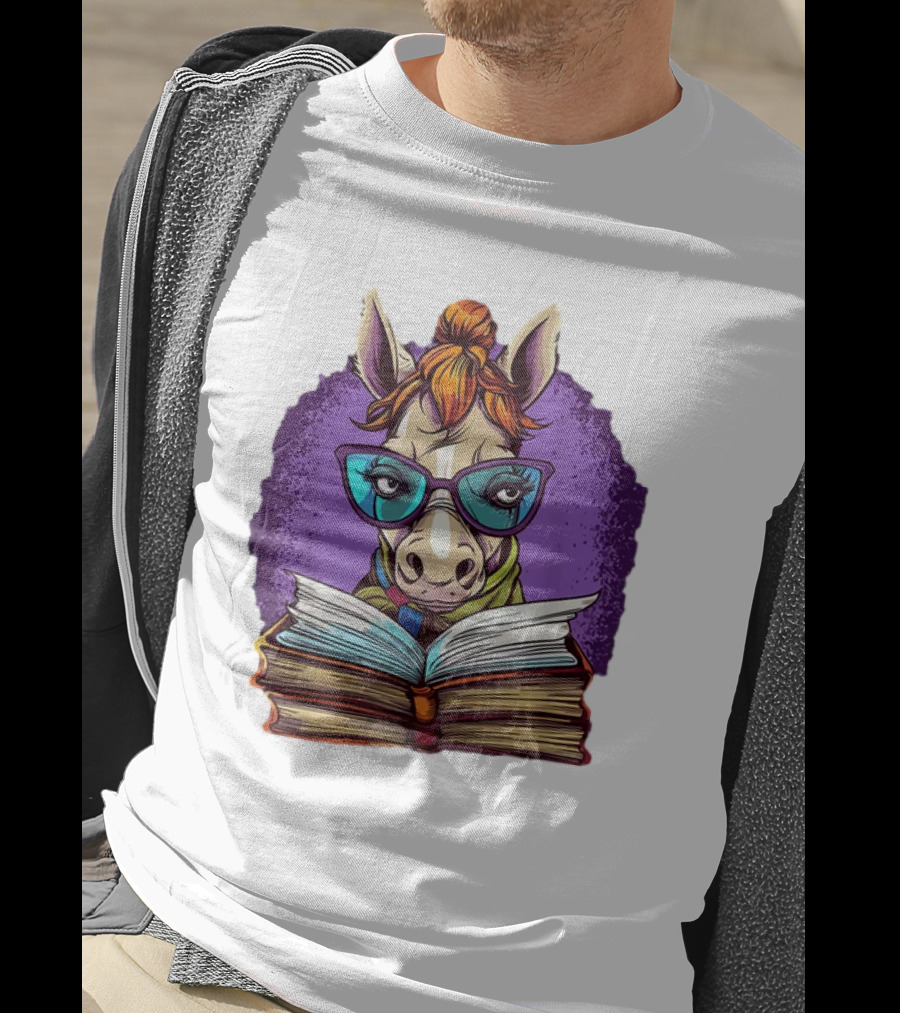 Book Lover Cute Horse Reading Glasses Teacher Librarian T-Shirt