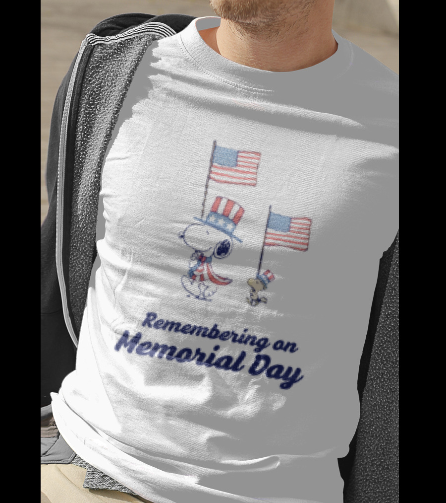 Snoopy Remembering On Memorial Day With American Flags T-Shirt