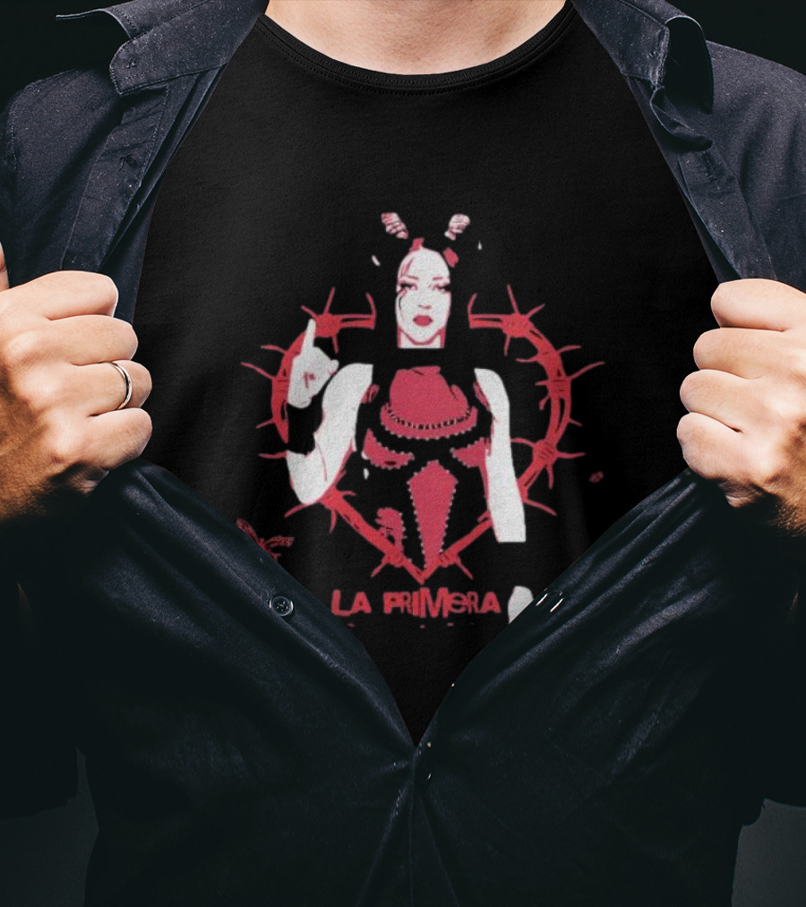 Stephanie Vaquer La Primera Barbed Wire Heart Butterfly Motif T-Shirt