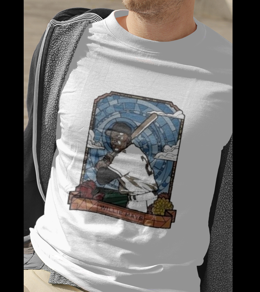 Willie Mays Giants Baseball Player With Bat And Clouds T-Shirt