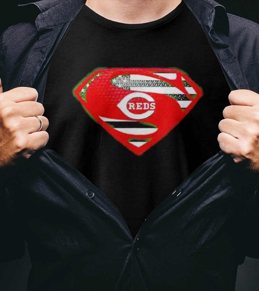 Cincinnati Reds Superman Shield USA Flag T-Shirt