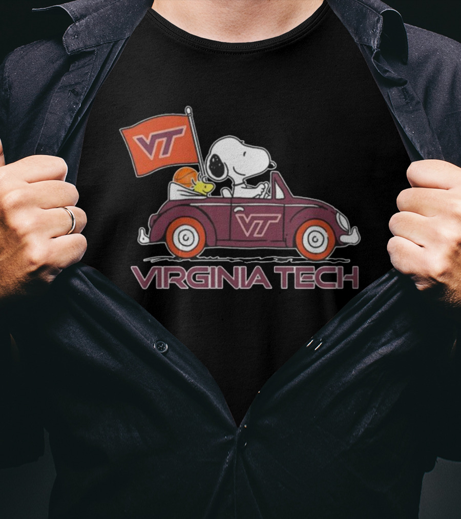 Virginia Tech Hokies Snoopy VT Car Flag Fan T-Shirt