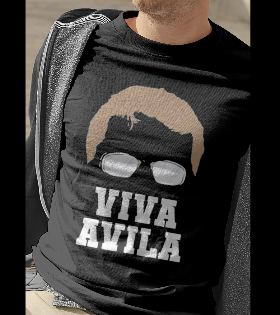 Viva Avila Glasses Face T-Shirt